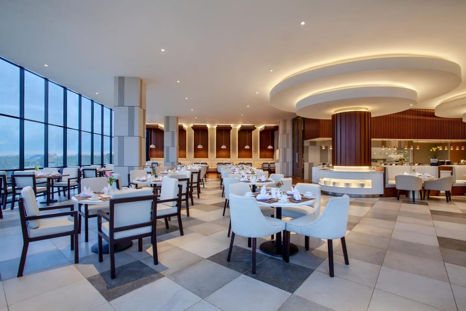 Restaurant/places to eat, Restaurant/places to eat