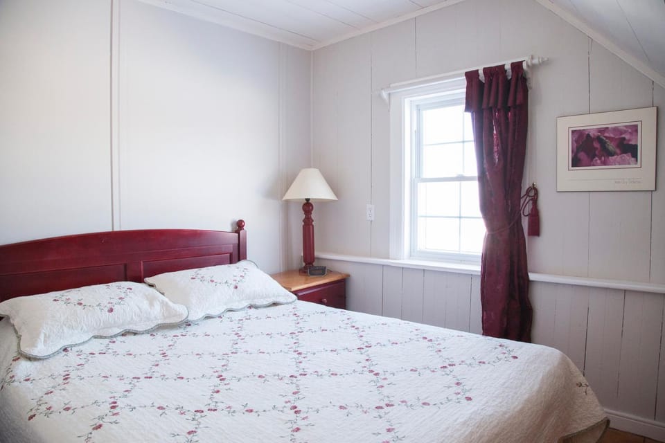 Gîte Au Coin De La Berge Bed and Breakfast in Newfoundland and Labrador