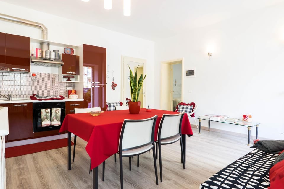 Communal lounge/ TV room, Communal kitchen