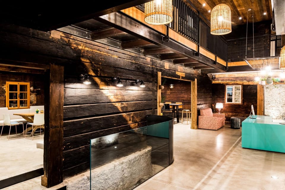 Lobby or reception, Seating area, Dining area