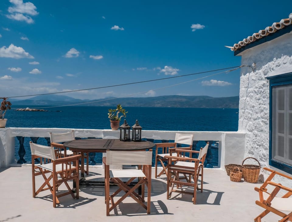 Lotus Sweet Home Hydra House in Islands