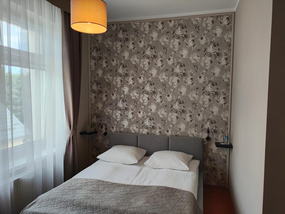 Bed, View (from property/room), View (from property/room), Other, Other, Other, Photo of the whole room, Bedroom