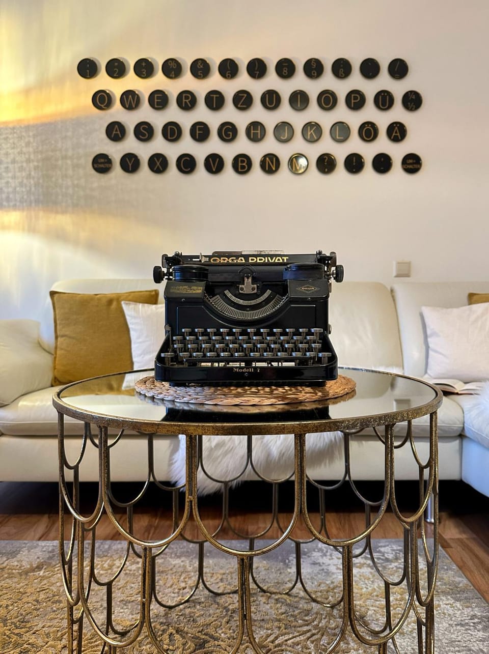 Living room, Decorative detail
