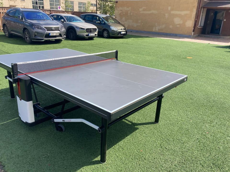 Table tennis