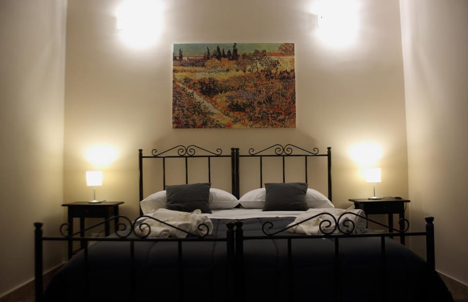 Mantegna Rooms Bed and Breakfast in Palermo