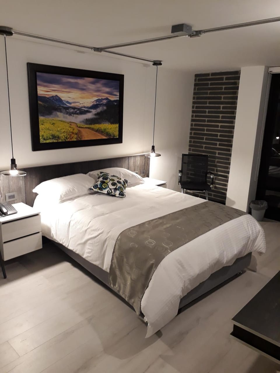 Photo of the whole room, Bedroom