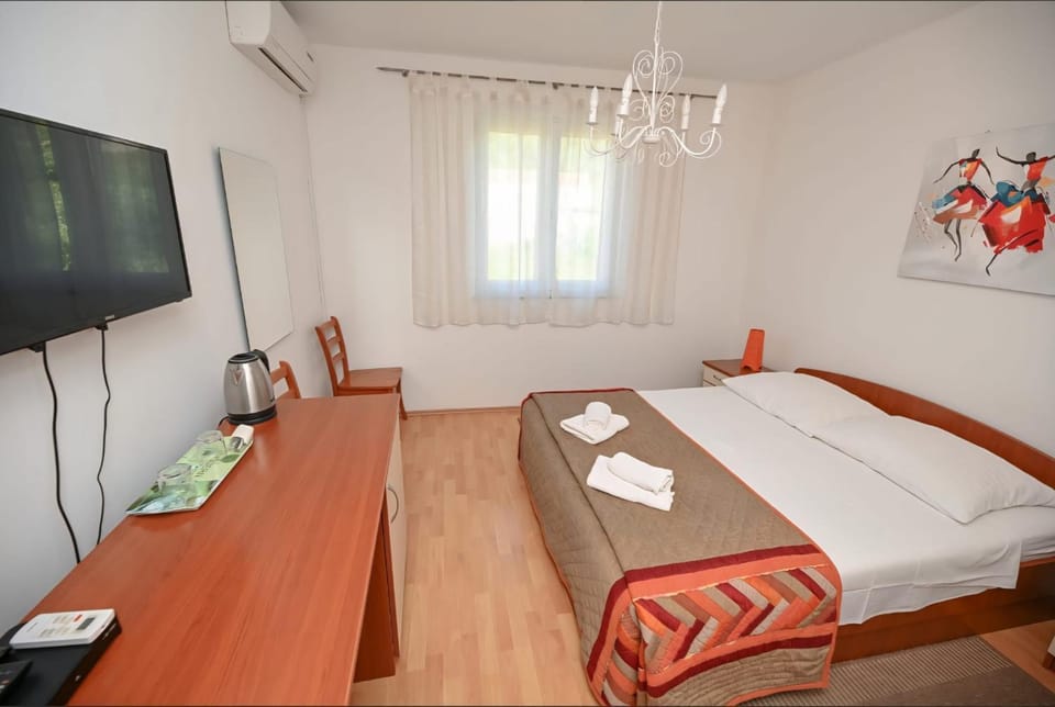 Guesthouse Villa Ljubica Bed and Breakfast in Zadar County