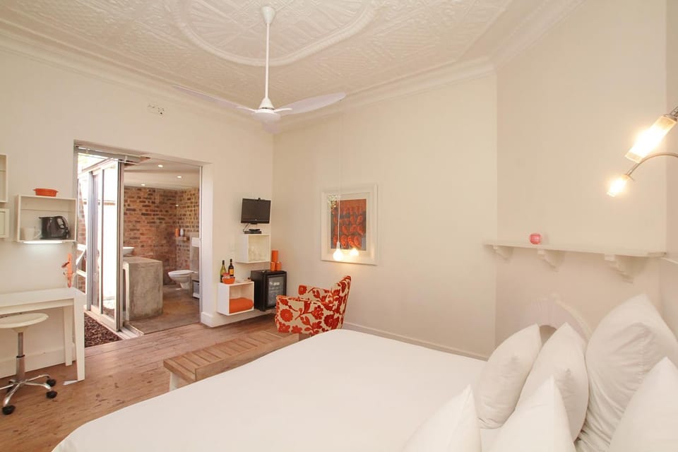 Bathroom, Photo of the whole room, Bedroom