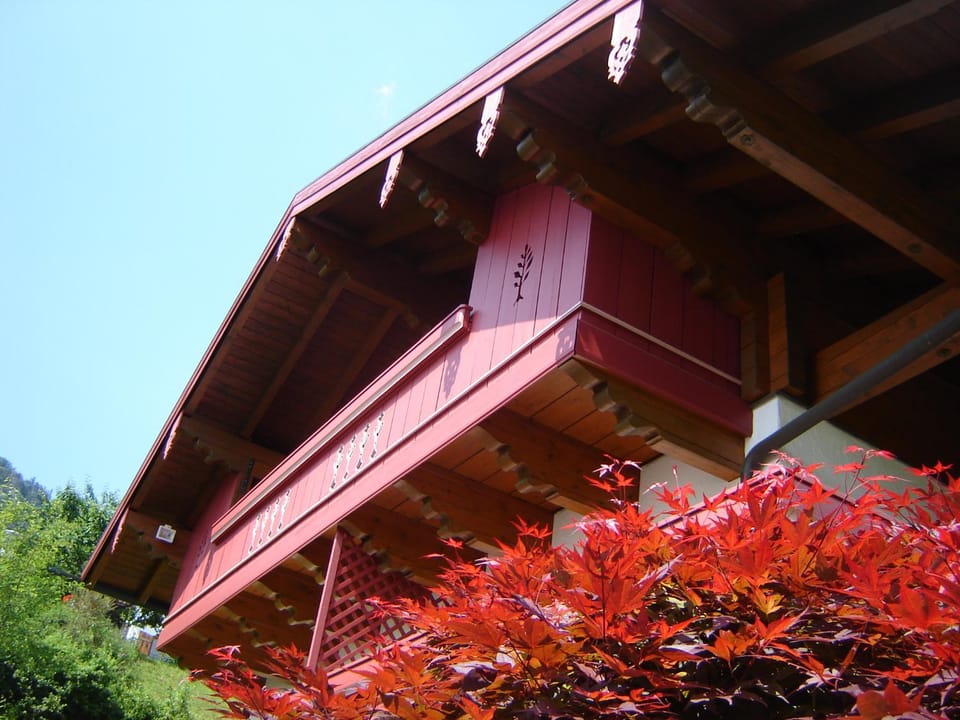 Property building, Balcony/Terrace, Balcony/Terrace