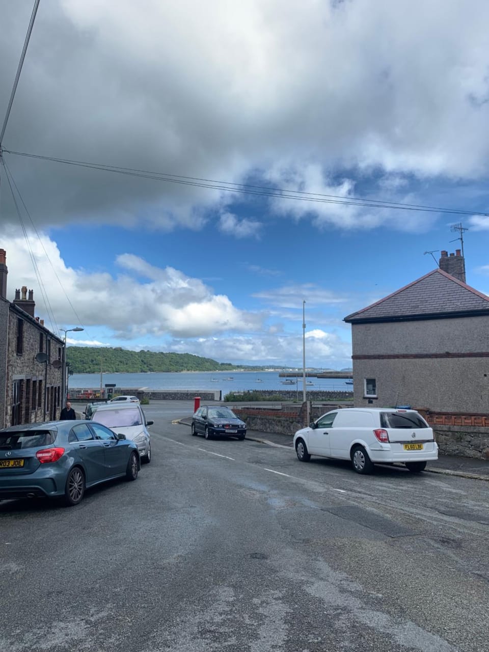 Room only guest accommodation, guest house self catering Bed and Breakfast in Bangor