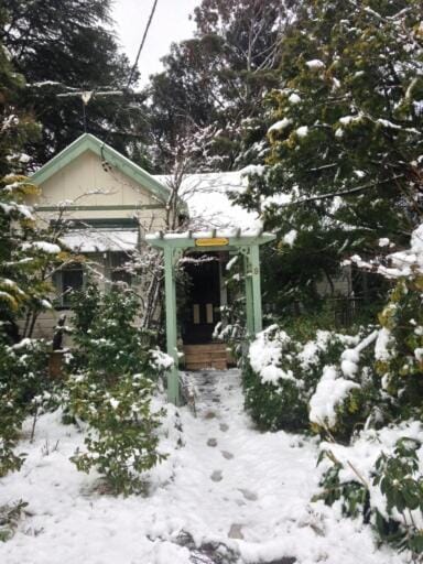 Facade/entrance, Winter