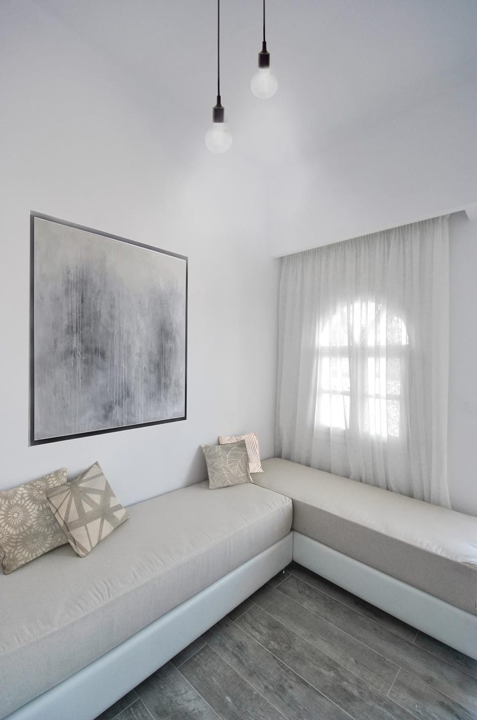 TV and multimedia, Living room, Seating area, Bedroom