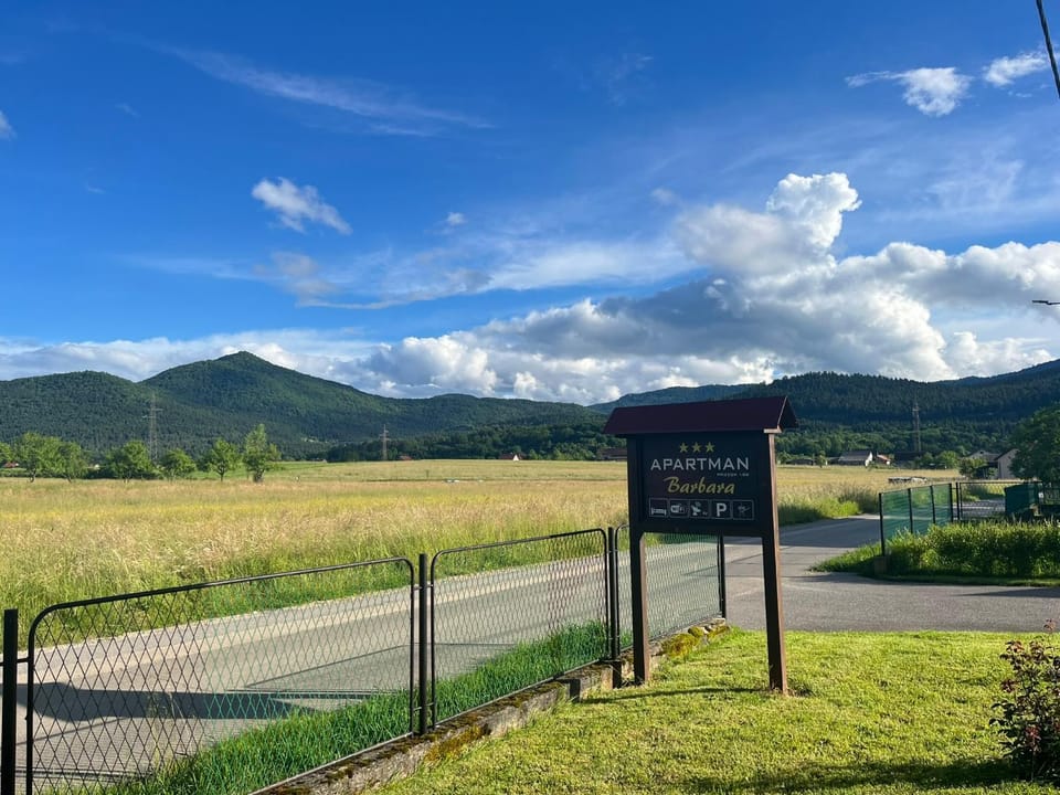 Neighbourhood, Natural landscape, Mountain view, Street view