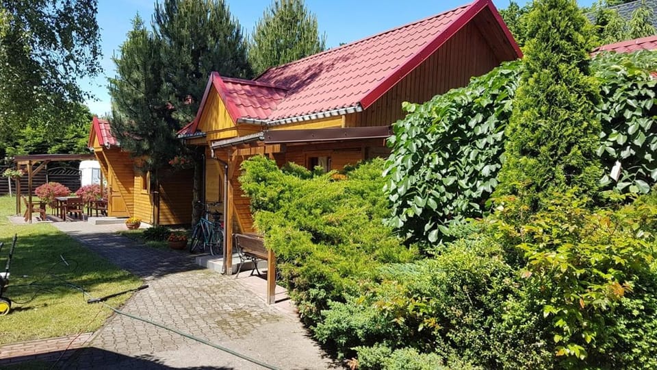 Property building, Garden, View (from property/room), Garden view