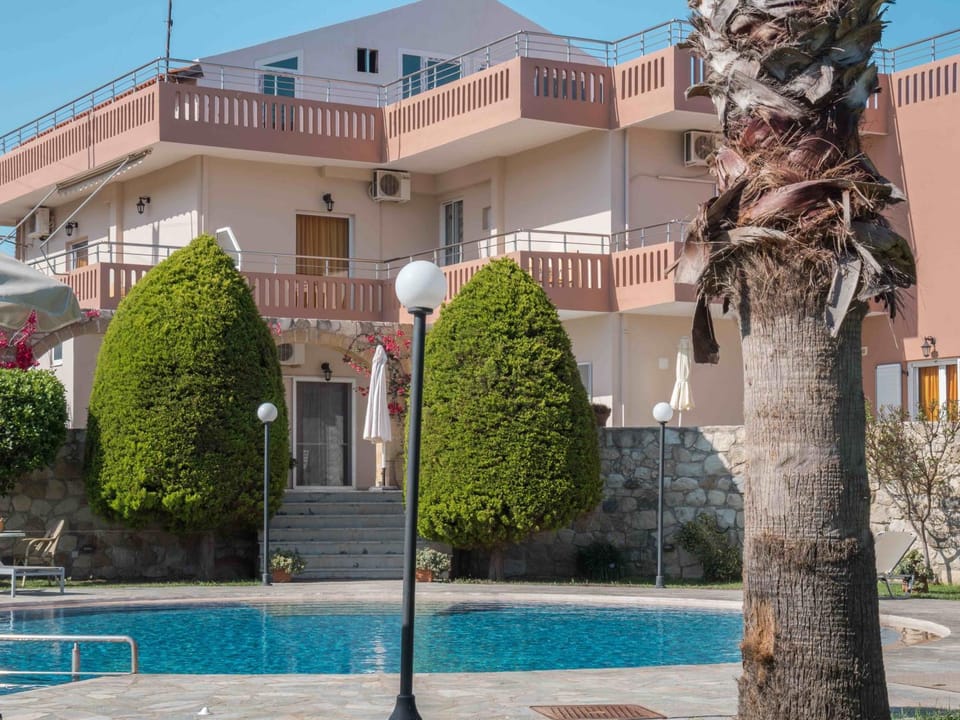 Other, Swimming pool