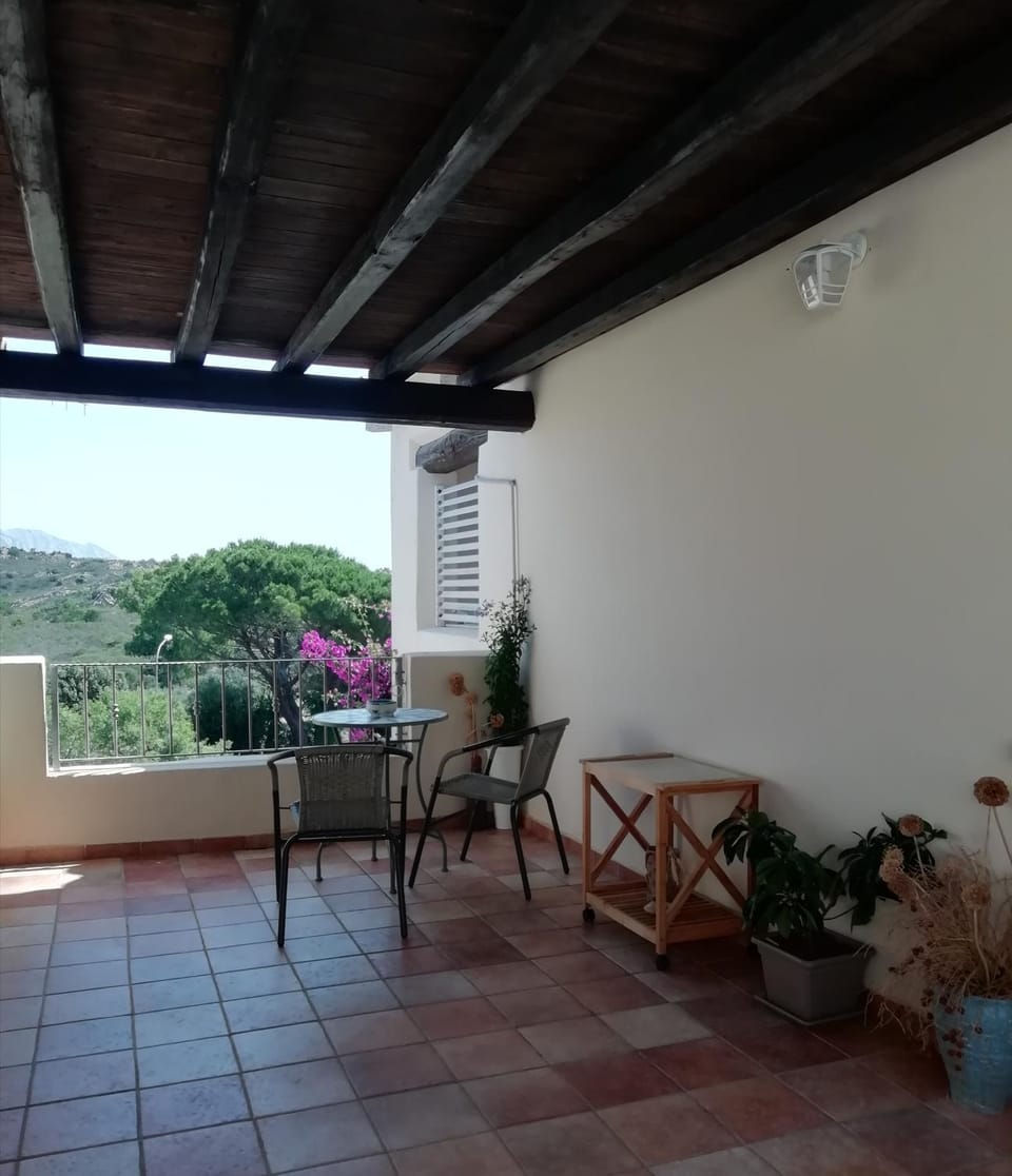Facade/entrance, View (from property/room), Balcony/Terrace, Internal: Not applicable to any particular room