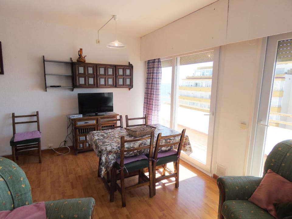 Holiday Center Apartment in Roses