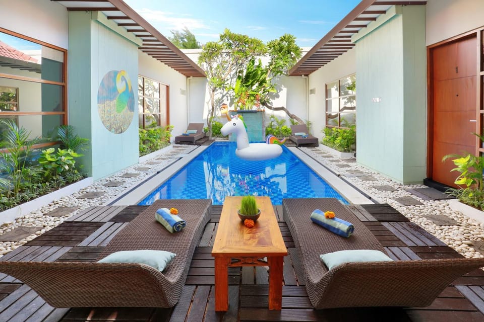 Patio, Swimming pool
