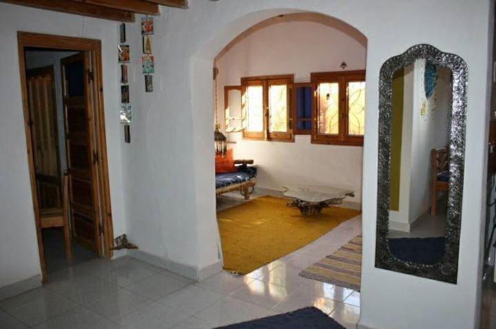 Living room, Photo of the whole room