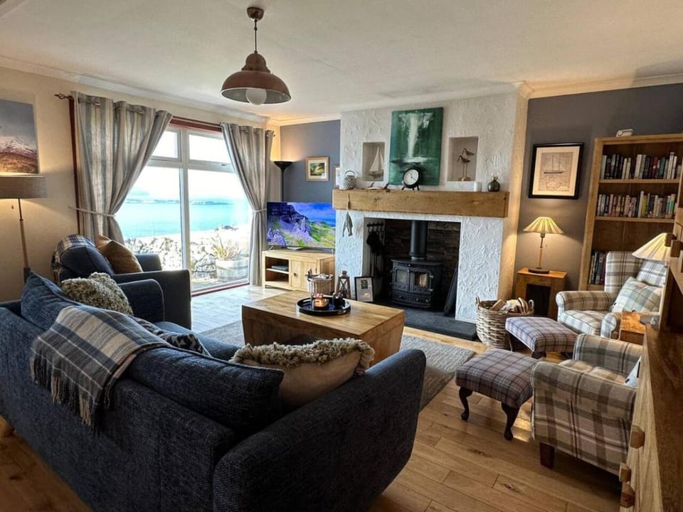 Dunhallin Ard House in Scotland