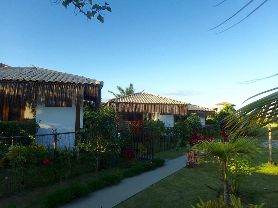 Property building, Day, Garden, Garden view