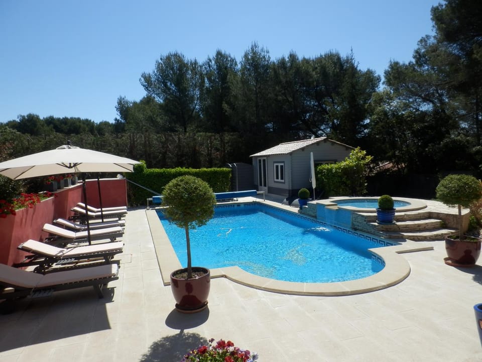 Gite Le city en Provence House in Lambesc