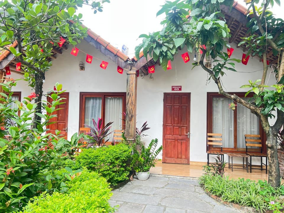 Tam Coc Serene Bungalow Nature lodge in Laos