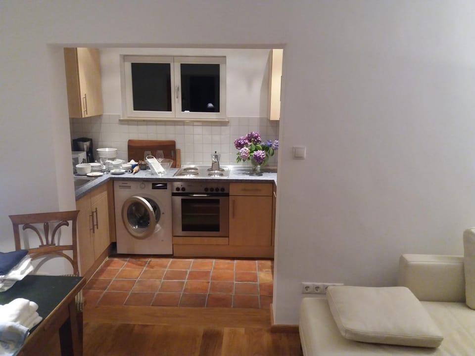 Kitchen or kitchenette, Living room, Dining area