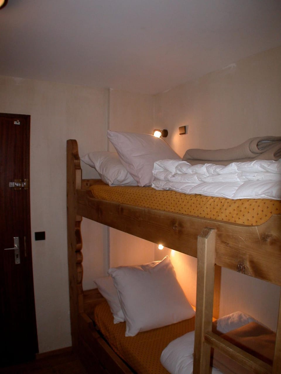 bunk bed
