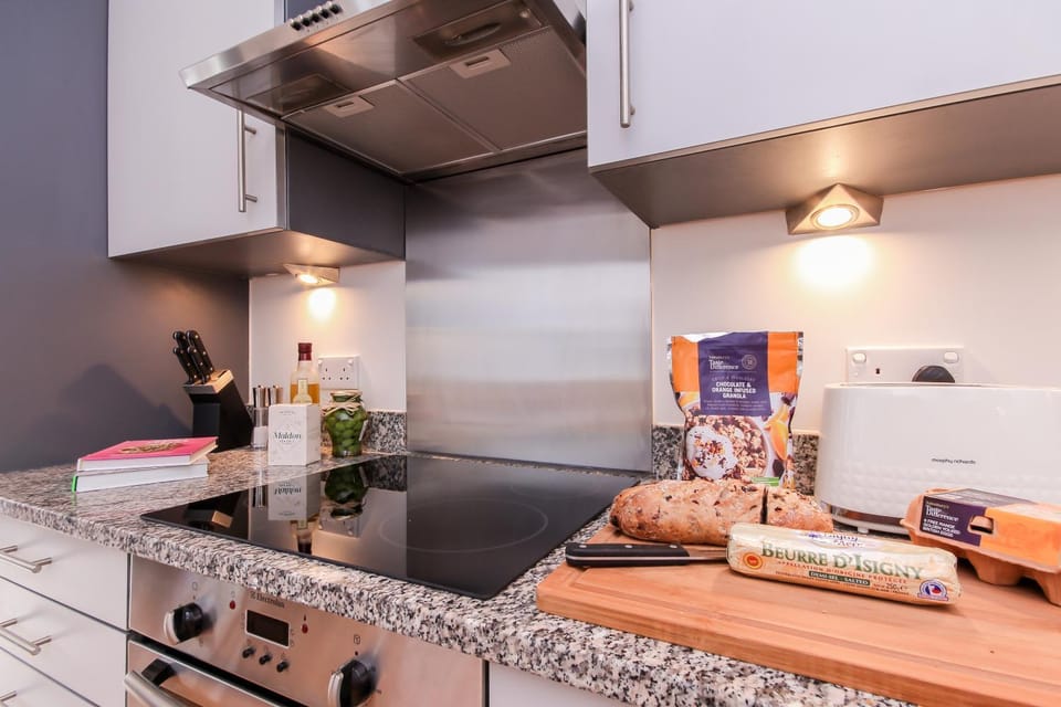 Oxfordshire Living - The Alice Apartment - Oxford Apartment in Oxford