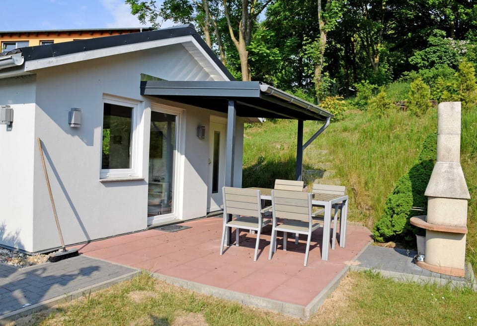 Patio, Facade/entrance, BBQ facilities, Balcony/Terrace