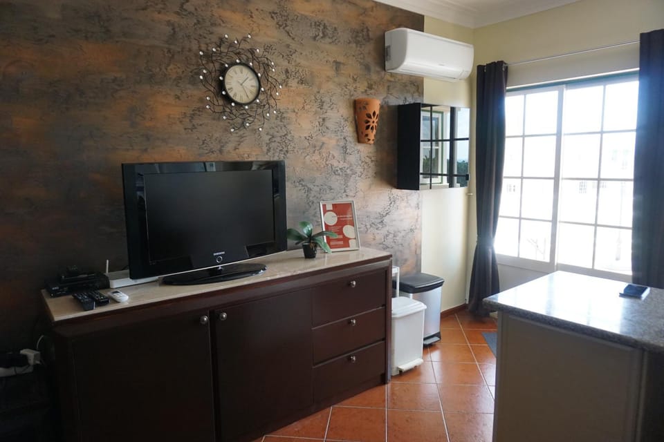 TV and multimedia, Living room, Photo of the whole room