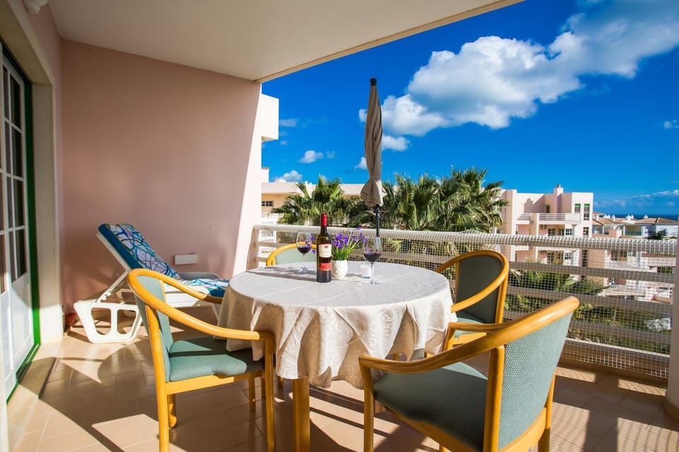 View (from property/room), Balcony/Terrace, Balcony/Terrace, Decorative detail, Seating area, Sea view