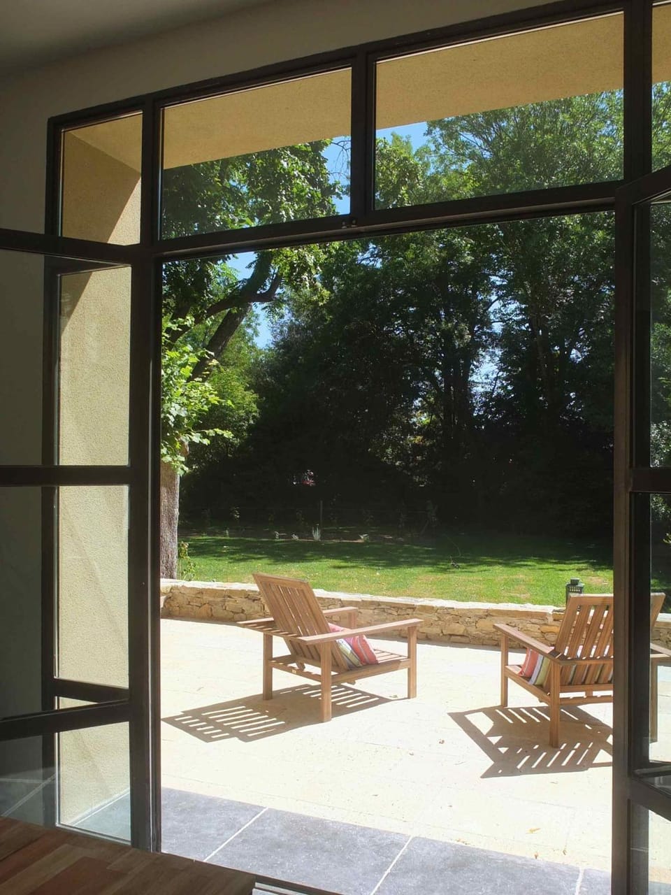 Patio, Day, Garden, Balcony/Terrace, Balcony/Terrace, Living room, Garden view
