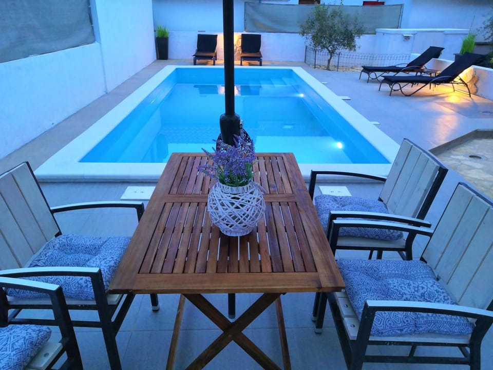 Patio, Pool view, Swimming pool