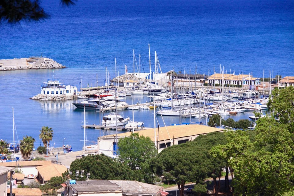 Day, Neighbourhood, Natural landscape, Activities, Summer, Snorkeling, Beach, Diving, Sea view, Sports