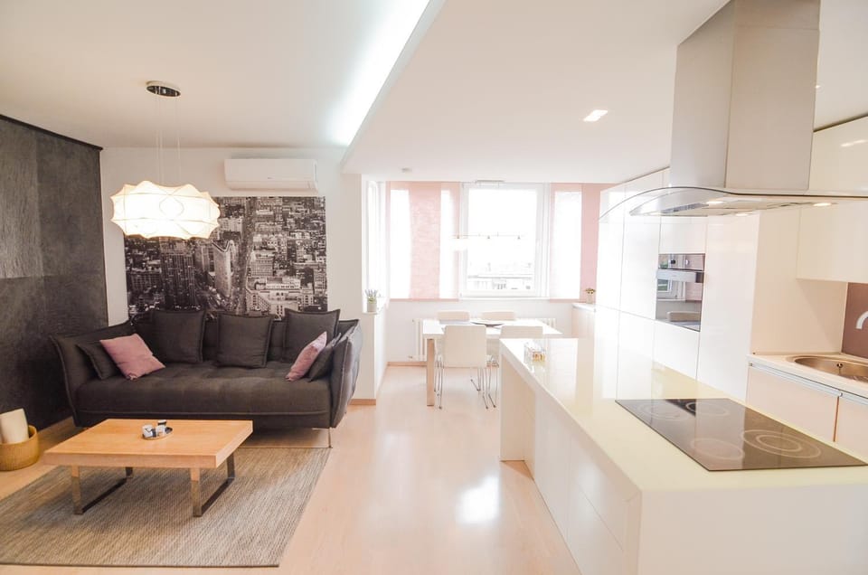 Living room, Dining area, Dinner