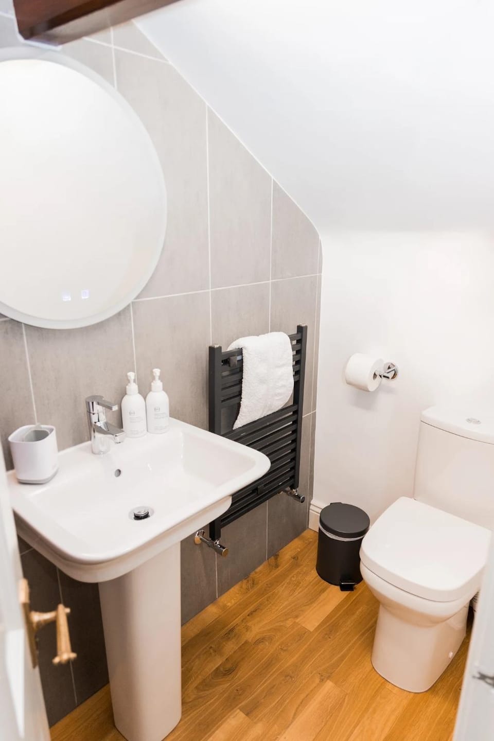 Denecrest Guest House Bed and Breakfast in Windermere