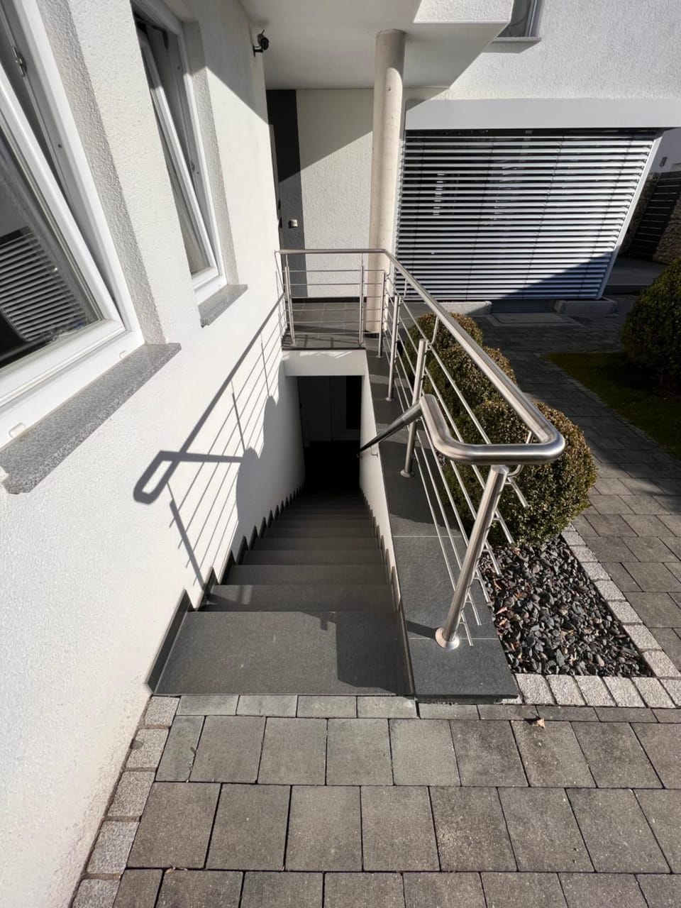 Facade/entrance