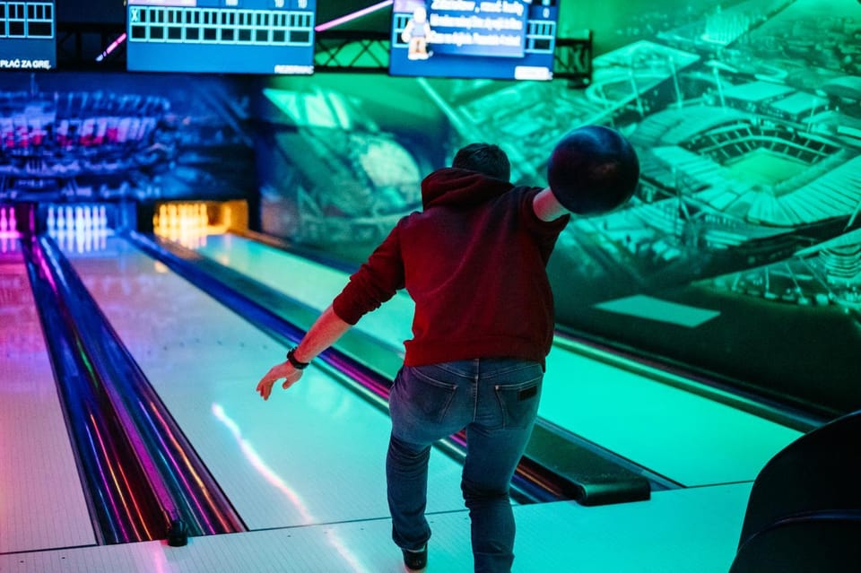 Bowling, Evening entertainment, Entertainment