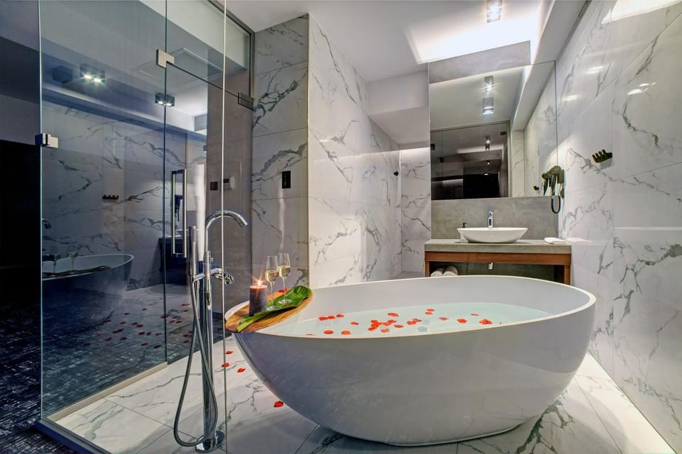 Bathroom, Photo of the whole room, Bath