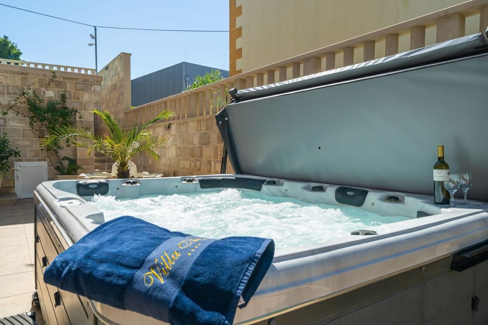 Hot Tub