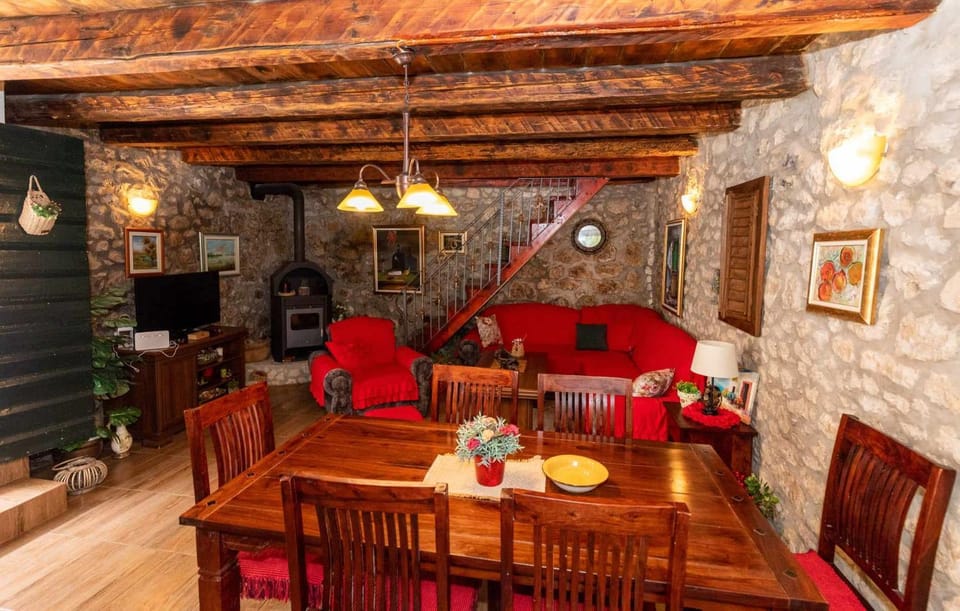 Rural house Janjić Villa in Dubrovnik-Neretva County