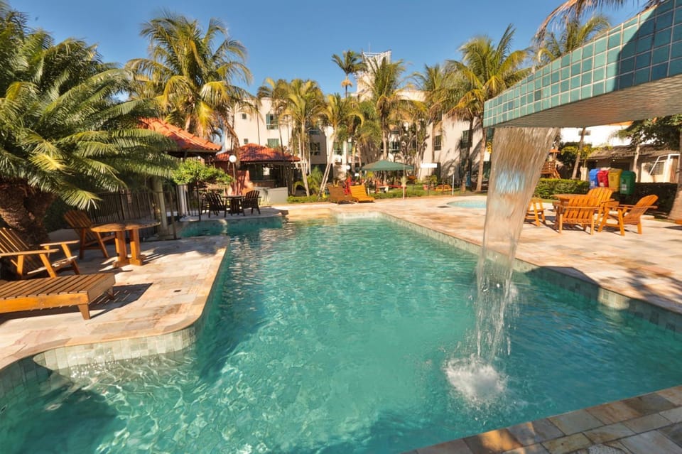 Property building, Day, Pool view, Swimming pool, sunbed