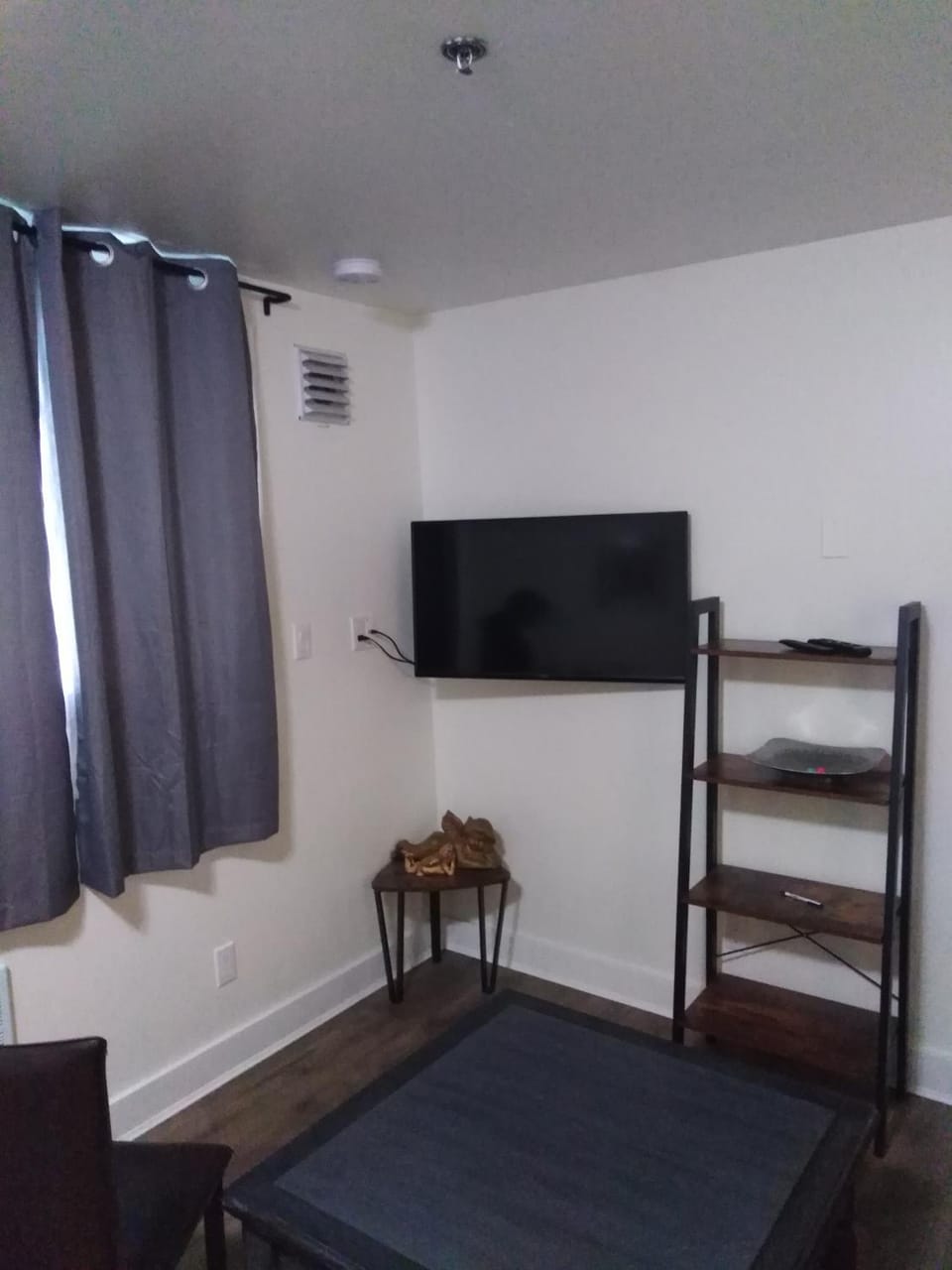Black Rooster Guesthouse Hotel in Prince Rupert