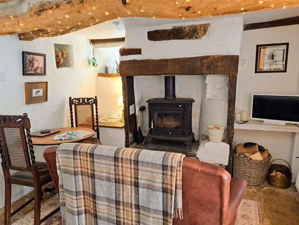 Beebole Cottage House in England