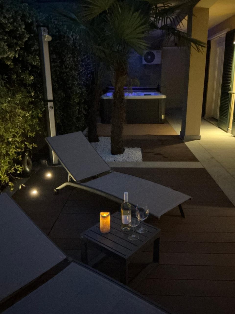 sunbed