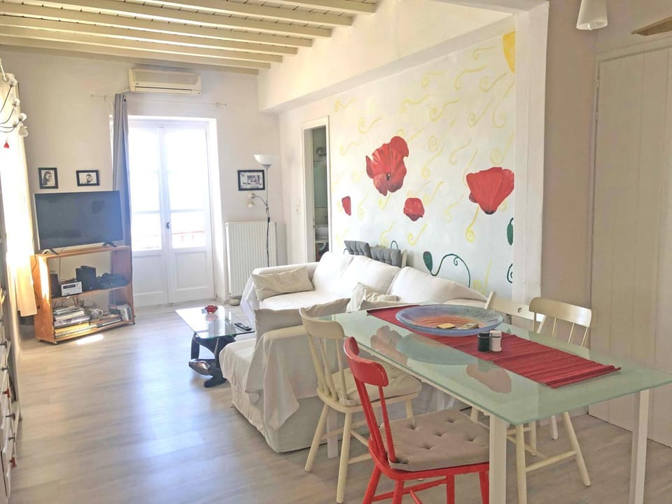 The Best Town View Apartment in Mykonos