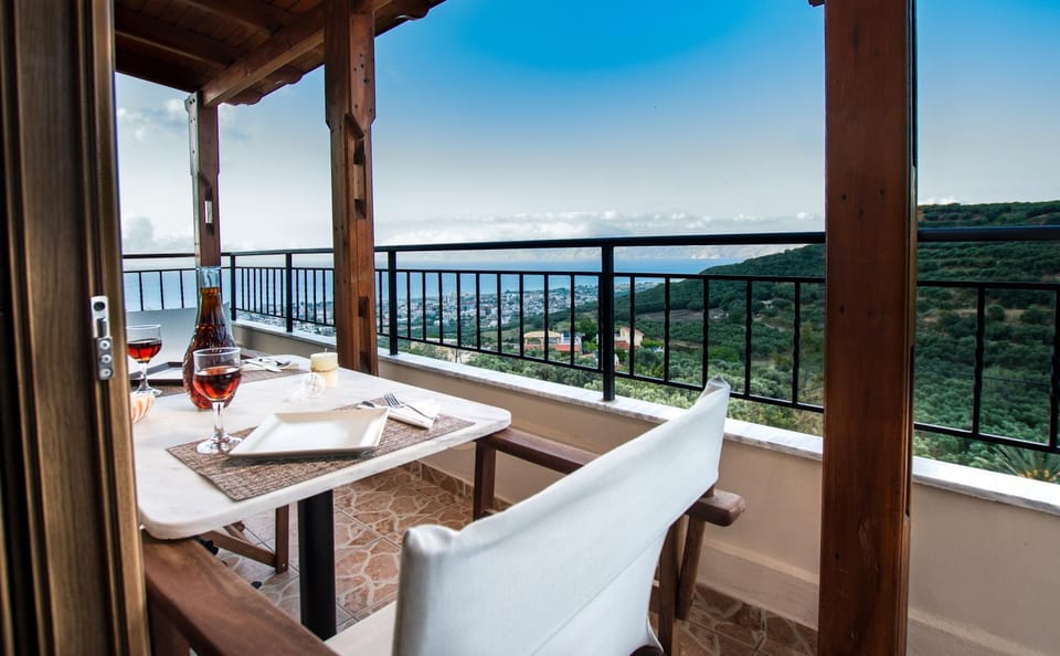 Natural landscape, Balcony/Terrace, Mountain view, Sea view