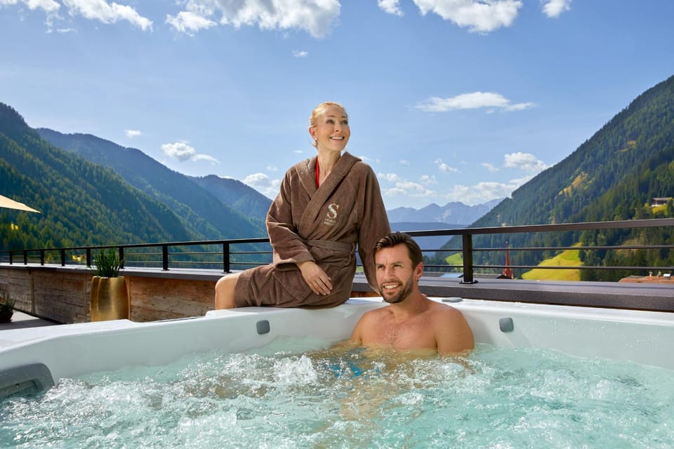 People, Sauna, Spa and wellness centre/facilities